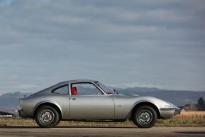 rapports de vehicules opel gt 1100 et 1900 juste voler etait plus agreable