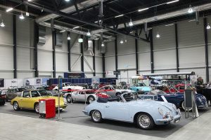 swiss classic world lucerne du 27 au 29 mai 2022 encheres porsche 917 100 ans de la course de klausen et des centaines de voitures a acheter service auto