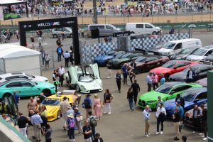derniere actu toute fraiche coiffeur drive in bouchons decouvrez les 10 insolites de le mans classic