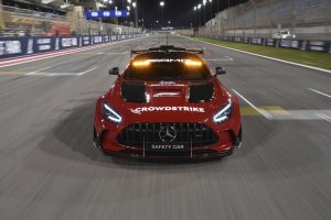 editorial tout frais grand prix de france bernd maylander pilote de la voiture de securite et protecteur des pilotes de formule 1