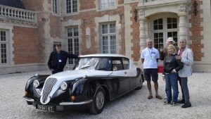 revue de presse web ils ont decouvert le pays vitryat a bord de leur voiture de collection