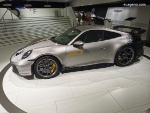 que retenir de ce papier porsche 911 gt3 30 years porsche supercup un modele unique via sonderwunsch 4legend com audipassion com