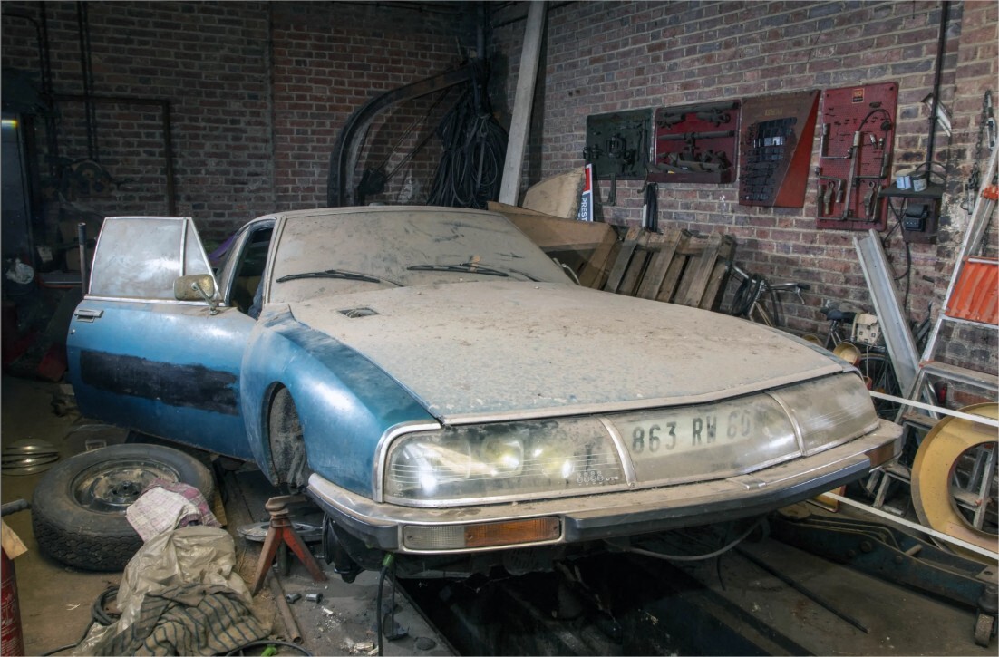Une Citroën SM de la gendarmerie date de 1973.