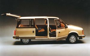 derniere actualite pour les fans la fourgonnette chrysler bientot 40 ans et en fin de vie