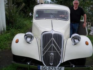 Sur internet : En route avec Lionel Moriamez et ses voitures anciennes de collection