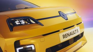 Dernière actualité toute fraiche : Trop chère la nouvelle R5 électrique ? Pas forcément…