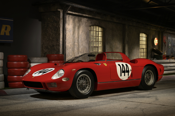 Image Ferrari-Sonderausstellung dans la collection Loh - Ferrari 275-330 P2