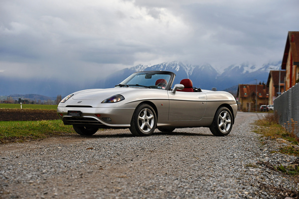 Image Fiat Barchetta Limited Edition (1998) - Lot 170 an der Versteigerung der Oldtimer Galerie Toffen le 23 mars 2024