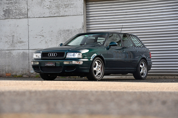 Image Audi-Porsche RS2 Avant (1995) - Lot 172 an der Versteigerung der Oldtimer Galerie Toffen le 23 mars 2024