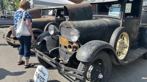 A connaître : Voitures de collection et véhicules électriques cohabitent lors d’un événement à Saskatoon