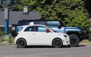 Sur internet : GMC Hummer EV VUS et Fiat 500e : d’un bout à l’autre du spectre