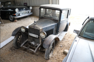 Regardez cela : En vente dans le Tarn ce week end, la mythique voiture de Gaston Lagaffe va affoler les enchérisseurs