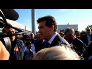 (Corbeil Essonnes): Corbeil Essonnes – Arnaud Montebourg à la Snecma – 070912