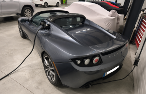 Ceci circule sur internet : « C’est sans aucun doute la première voiture électrique de collection »